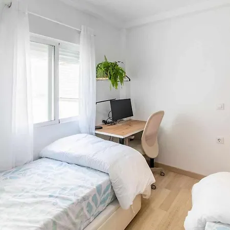 Apartamento A 500m De La Juderia Con Parking