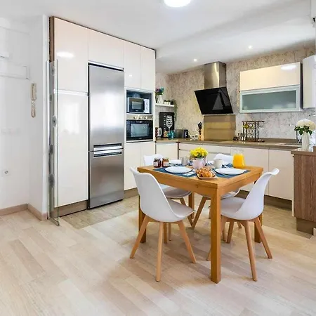 Apartamento A 500m De La Juderia Con Parking *